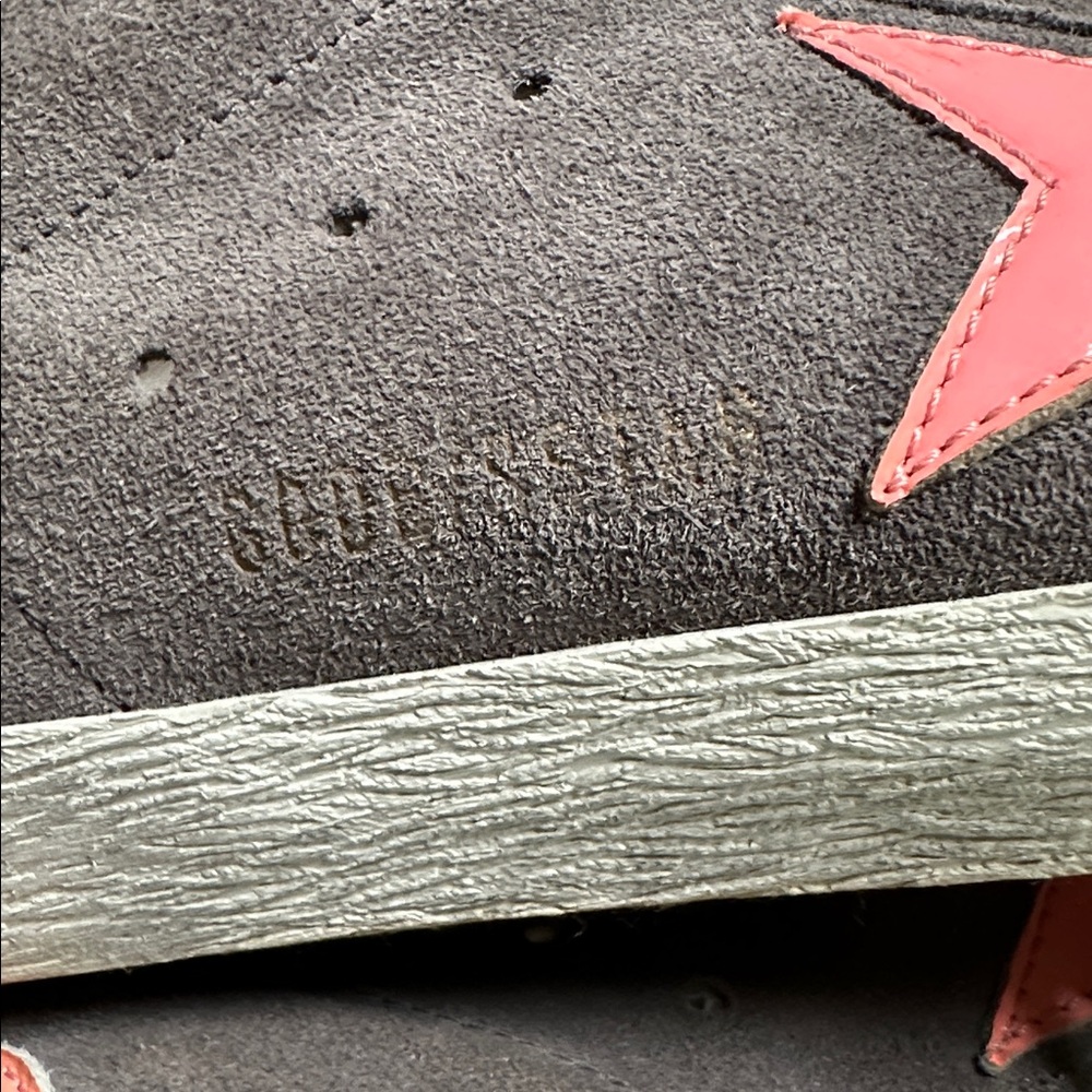 Golden Goose Superstar size 38.  Euc grey suede and pink accents. - Picture 6 of 10